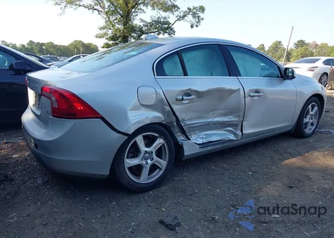 2012 Volvo S60 T5 из США, поврежденный, VIN YV1622FS2C2126095